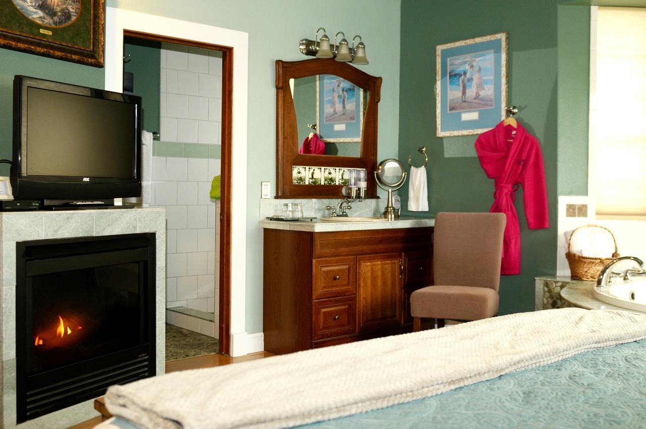 Collins Inn & Seaside Cottages (Adults Only) Ocean Shores Extérieur photo