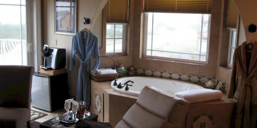 Collins Inn & Seaside Cottages (Adults Only) Ocean Shores Extérieur photo